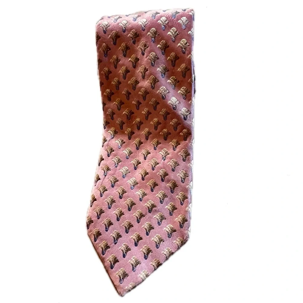 Ermenegildo Zegna Silk Necktie‎ Pink Repeating Pattern Men's Formal Accessory
